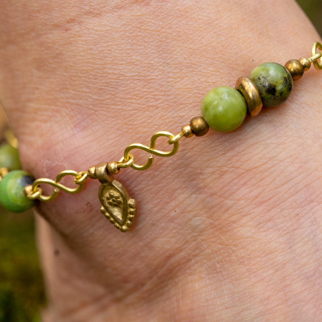 Chrysoprase Anklet in Brass with Charm