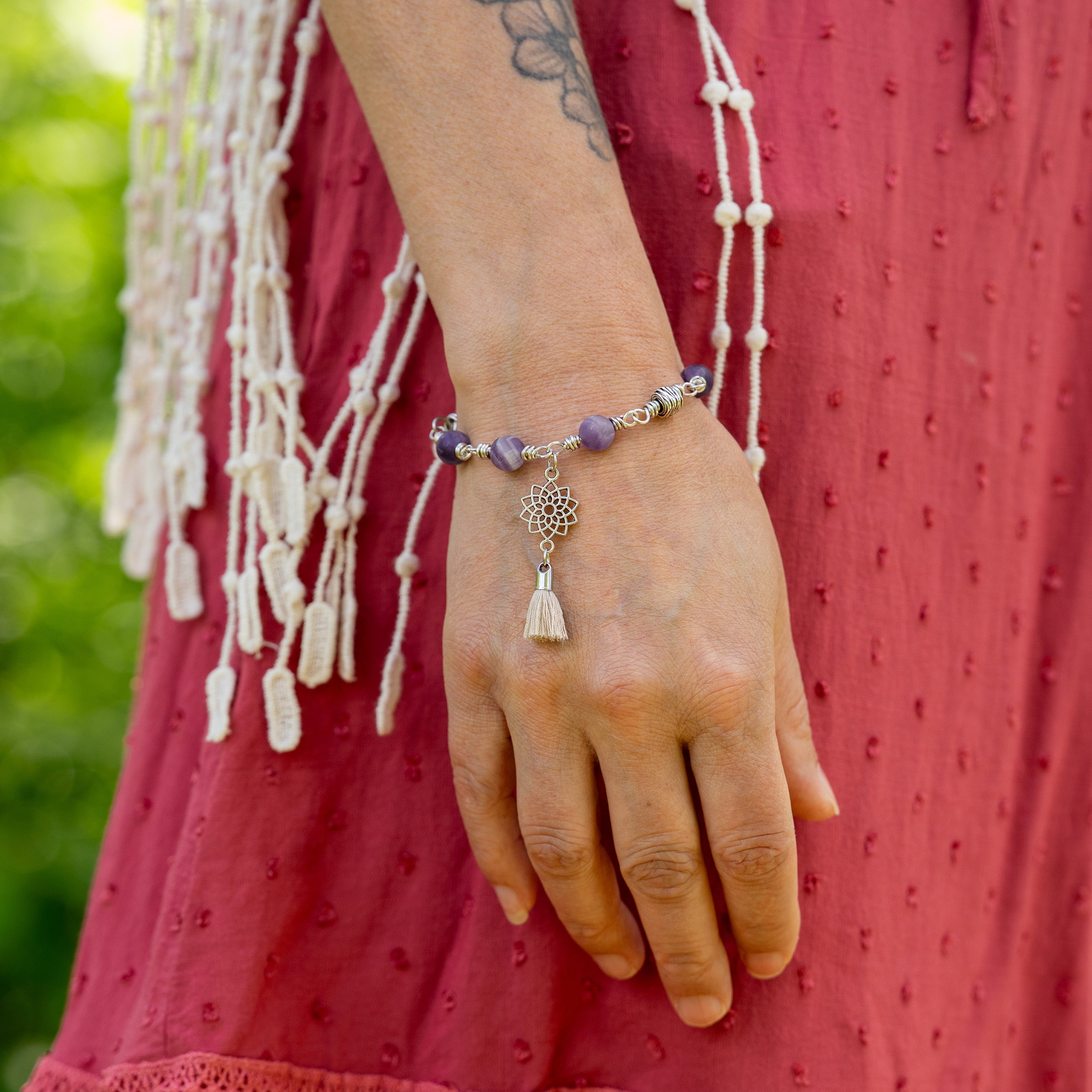 Crown Chakra Bracelet – Sahasrara in Stainless Steel with Amethyst