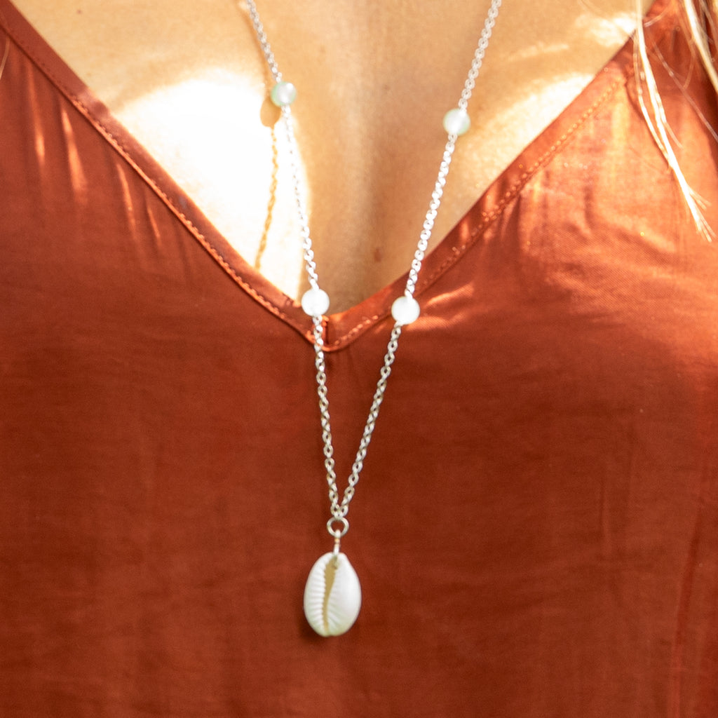 Aventurine, Chains & Cowrie Shell Necklace in Stainless Steel
