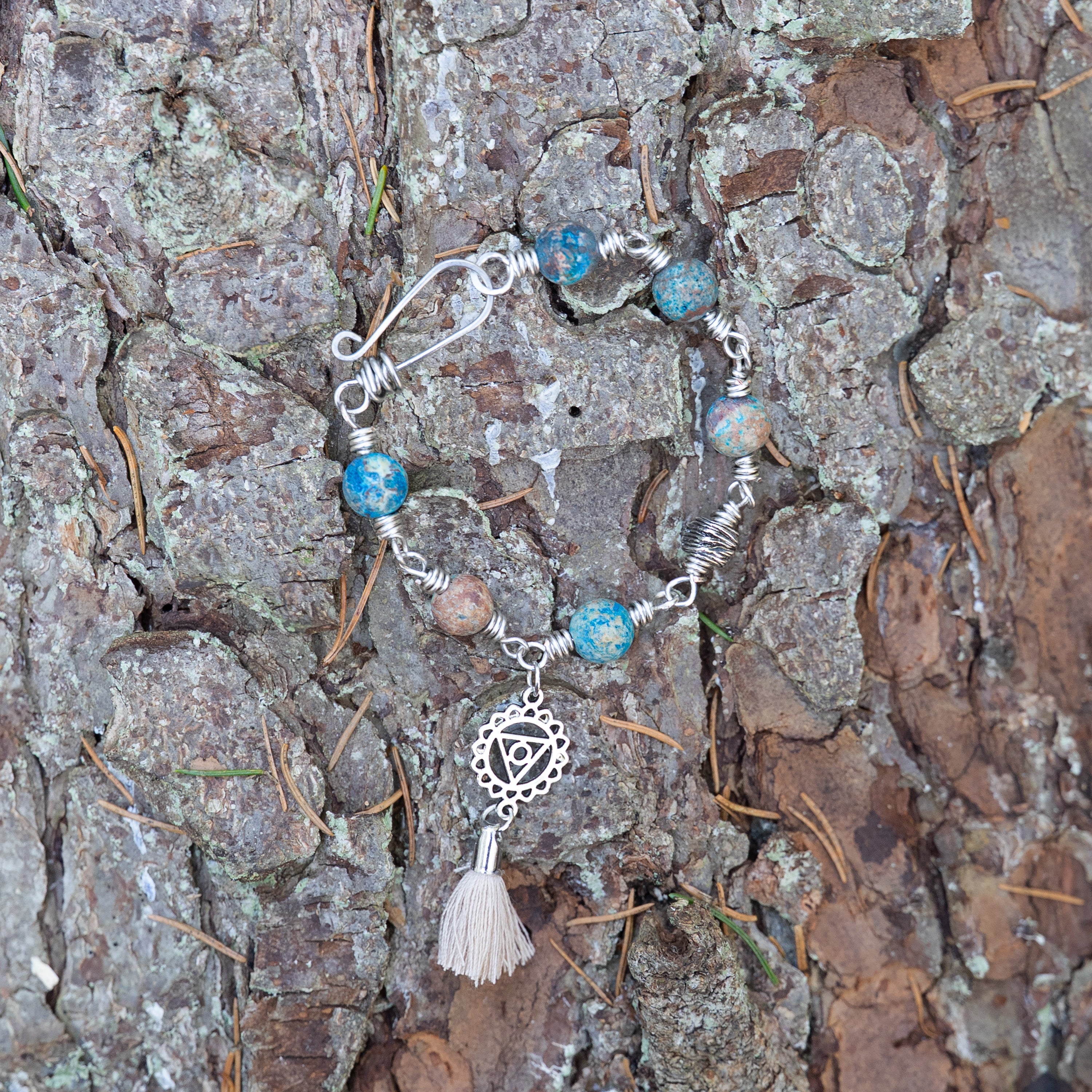 Throat Chakra Bracelet – Vishuddha in Stainless Steel with Blue Calsilica Jasper