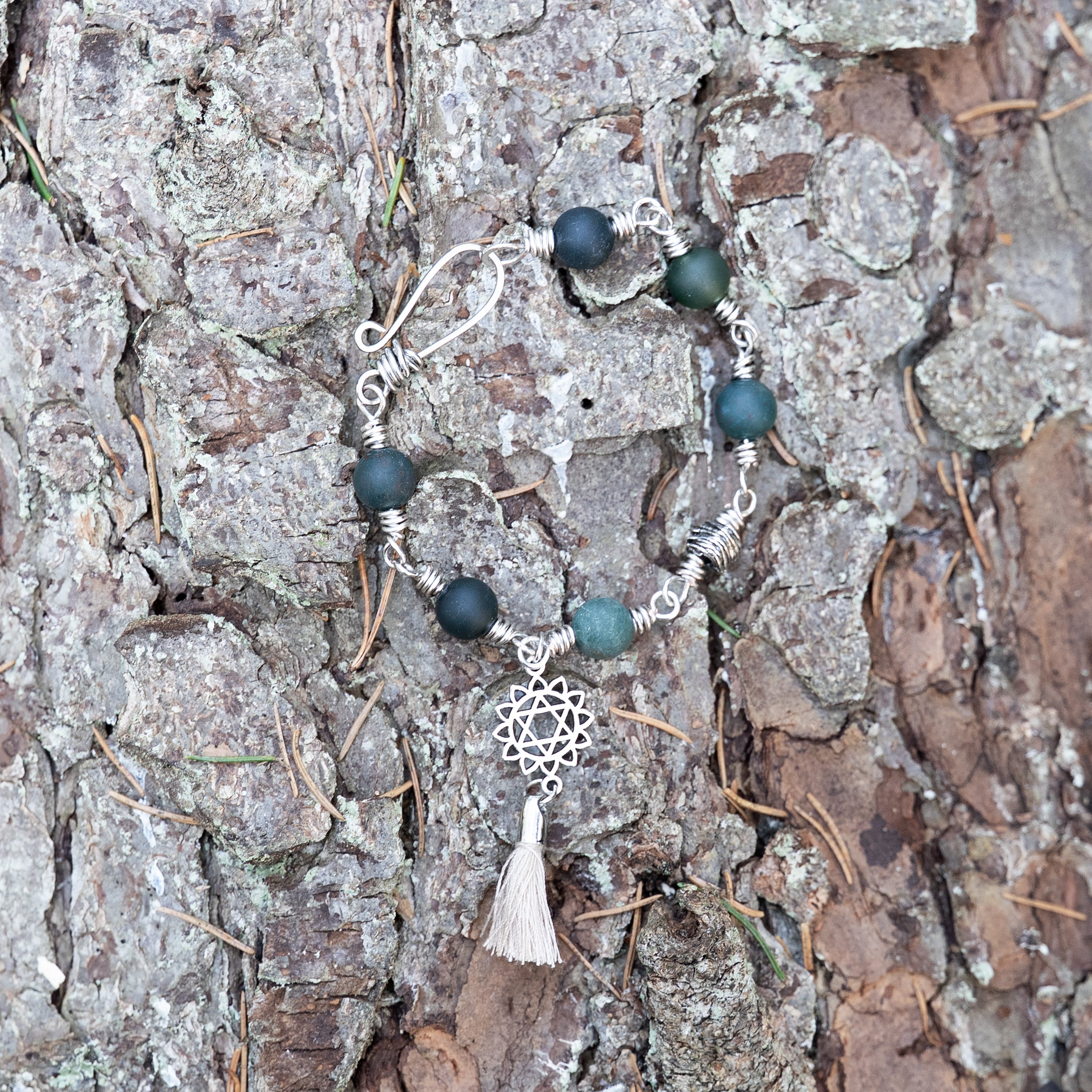Heart Chakra Bracelet – Anahata in Stainless Steel with Green Moss Agate