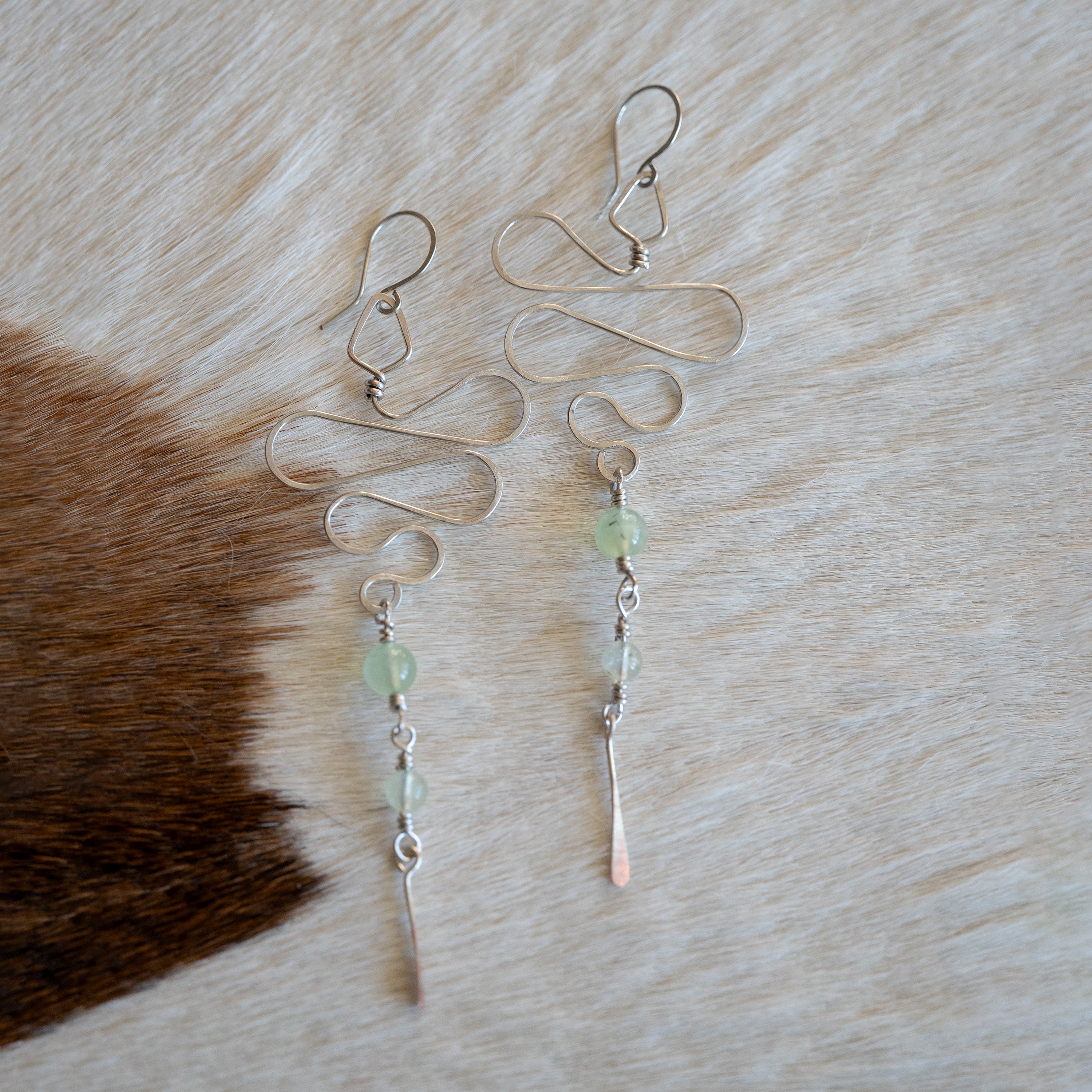 Prehnite Snake Flow Earrings in Stainless Steel